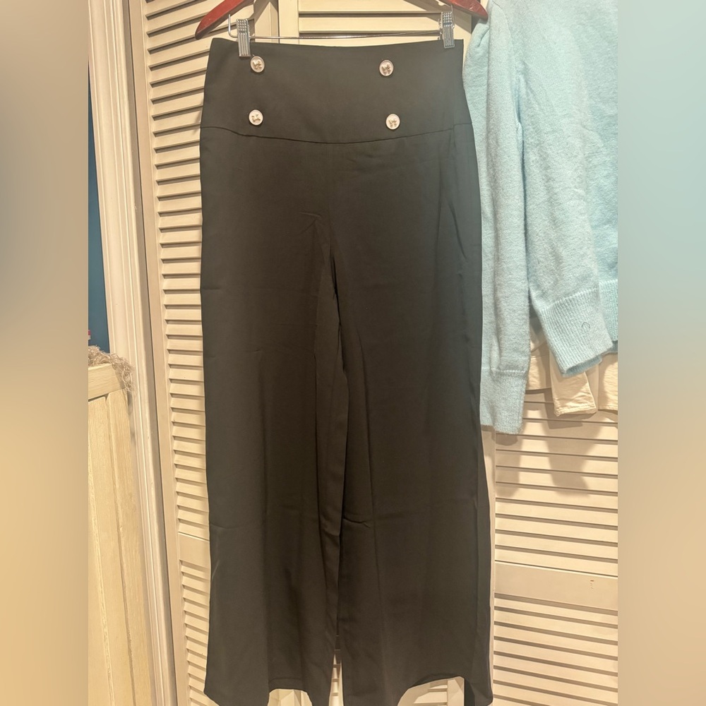 Elegant Black High-Waisted Pants with side zipper